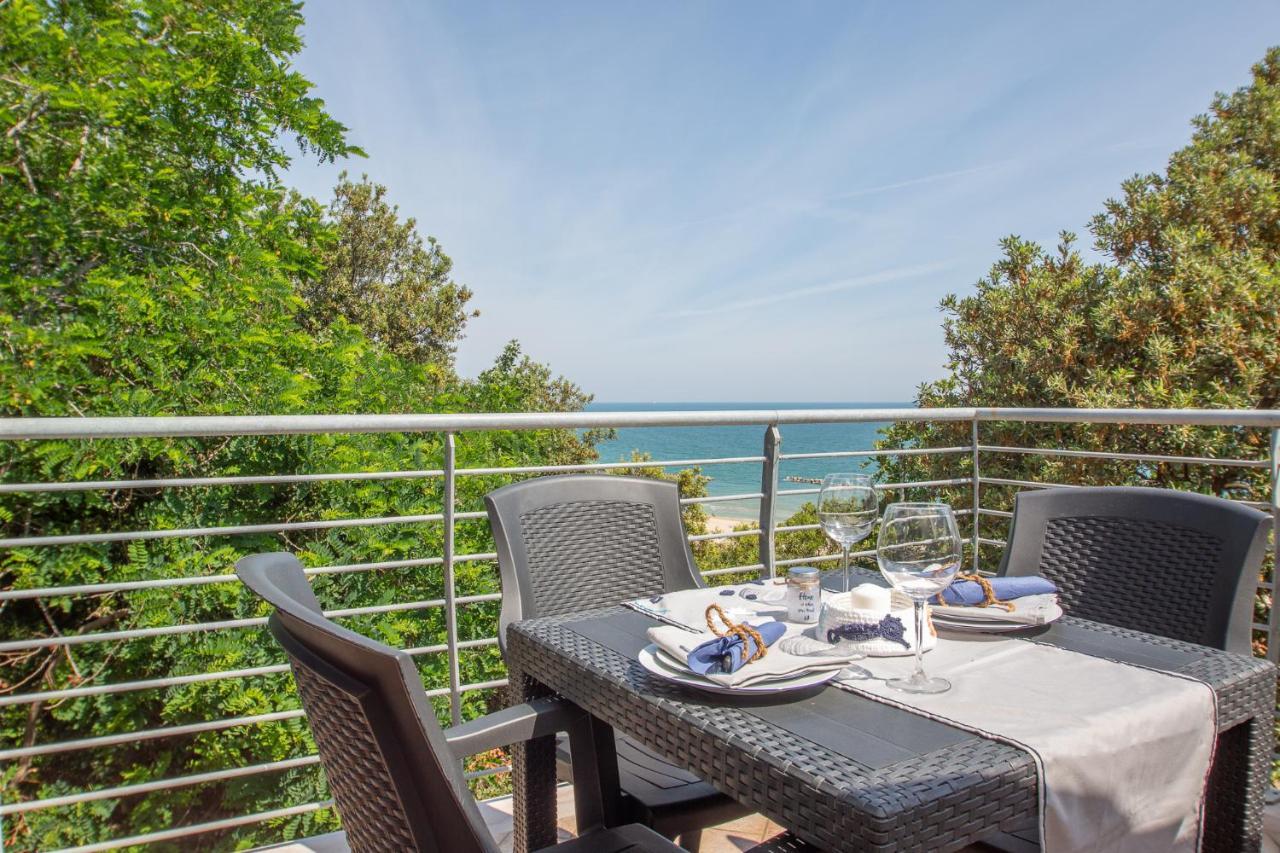 Abruzzodamare Amazing Apartments With Romantic Sea View Francavilla Al Mare Eksteriør billede