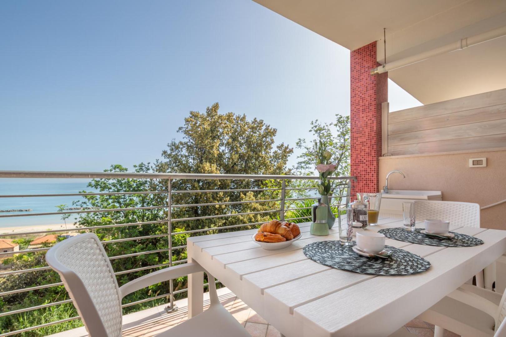 Abruzzodamare Amazing Apartments With Romantic Sea View Francavilla Al Mare Eksteriør billede