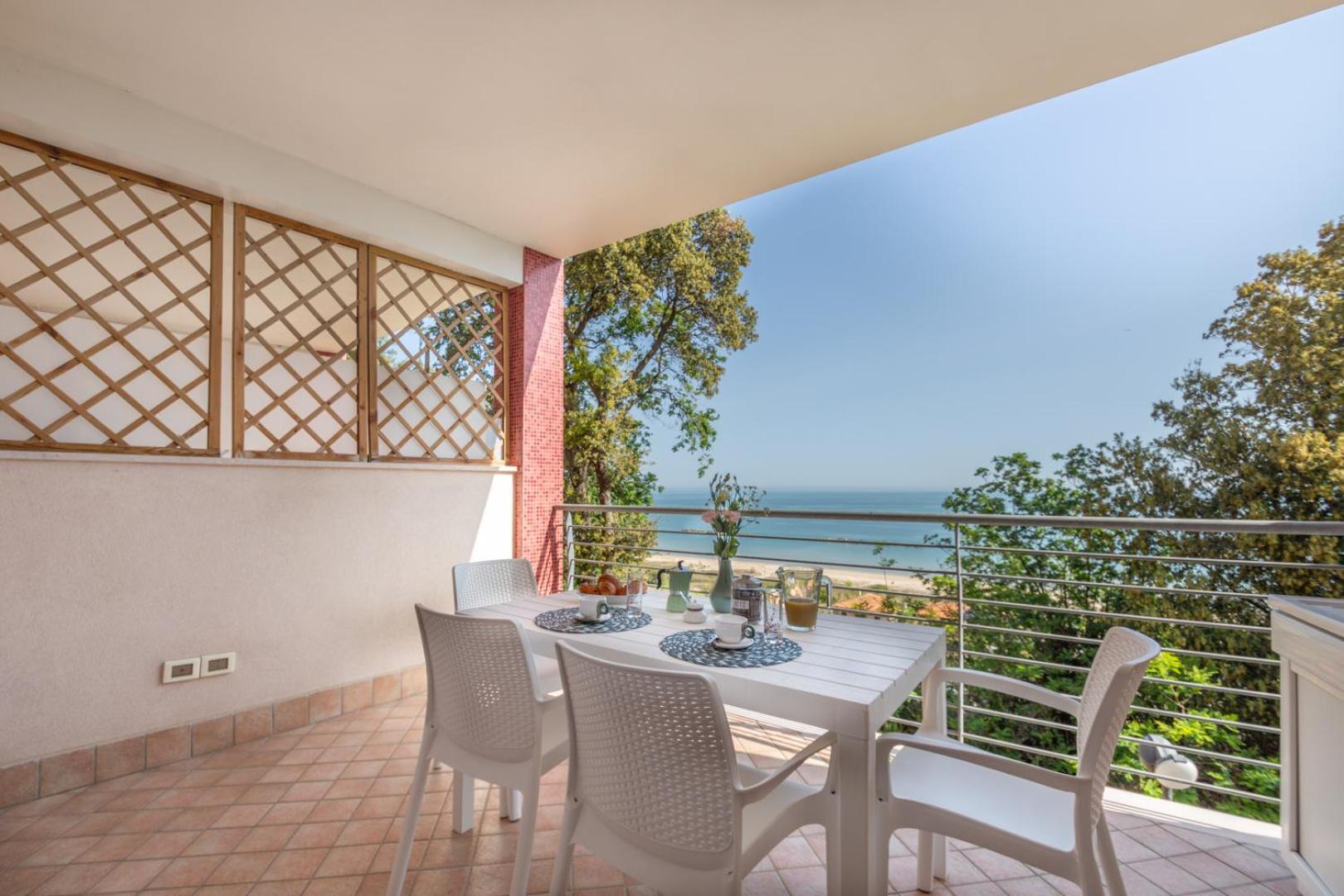 Abruzzodamare Amazing Apartments With Romantic Sea View Francavilla Al Mare Eksteriør billede
